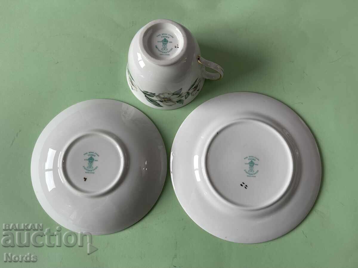 Δημοπρασία Όμορφο αγγλικό σετ τσαγιού τριών τεμαχίων Crown Staffordshire