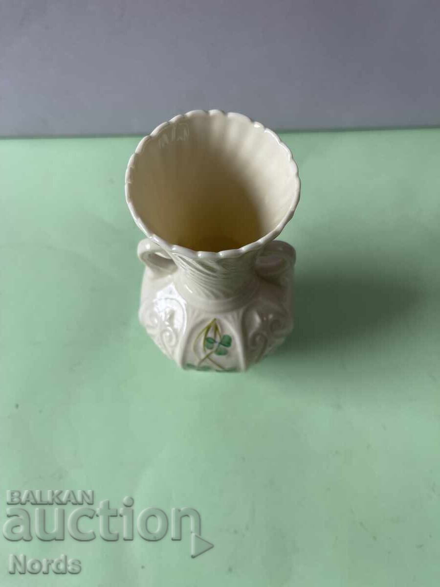 Auction  Irish porcelain vase