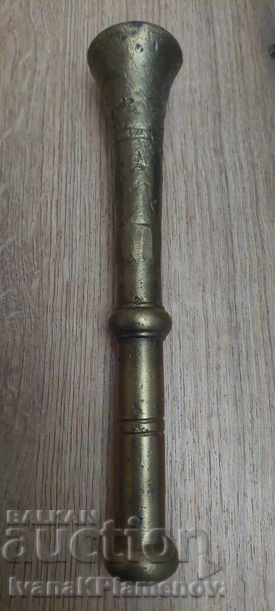 Mojar cu pistil din bronz masiv pentru cunoscători 2,2 kg cu preț € 36.00 | 70.41 BGN