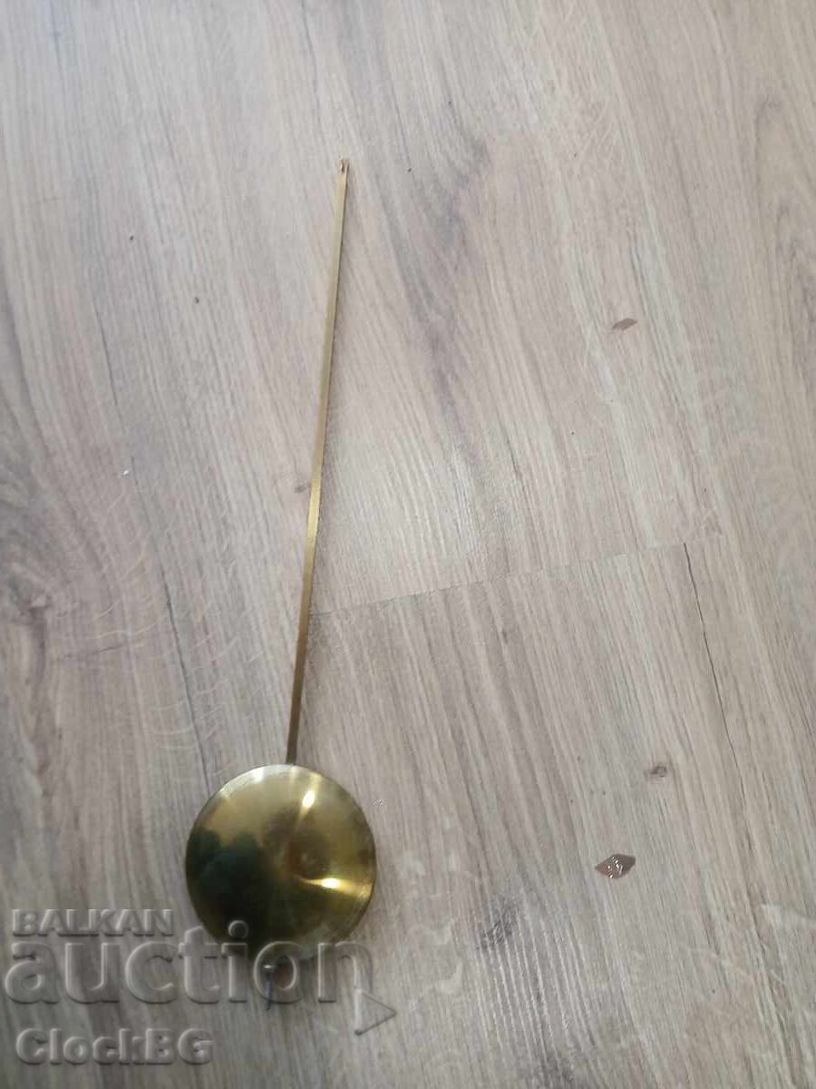 Licitație Pendul