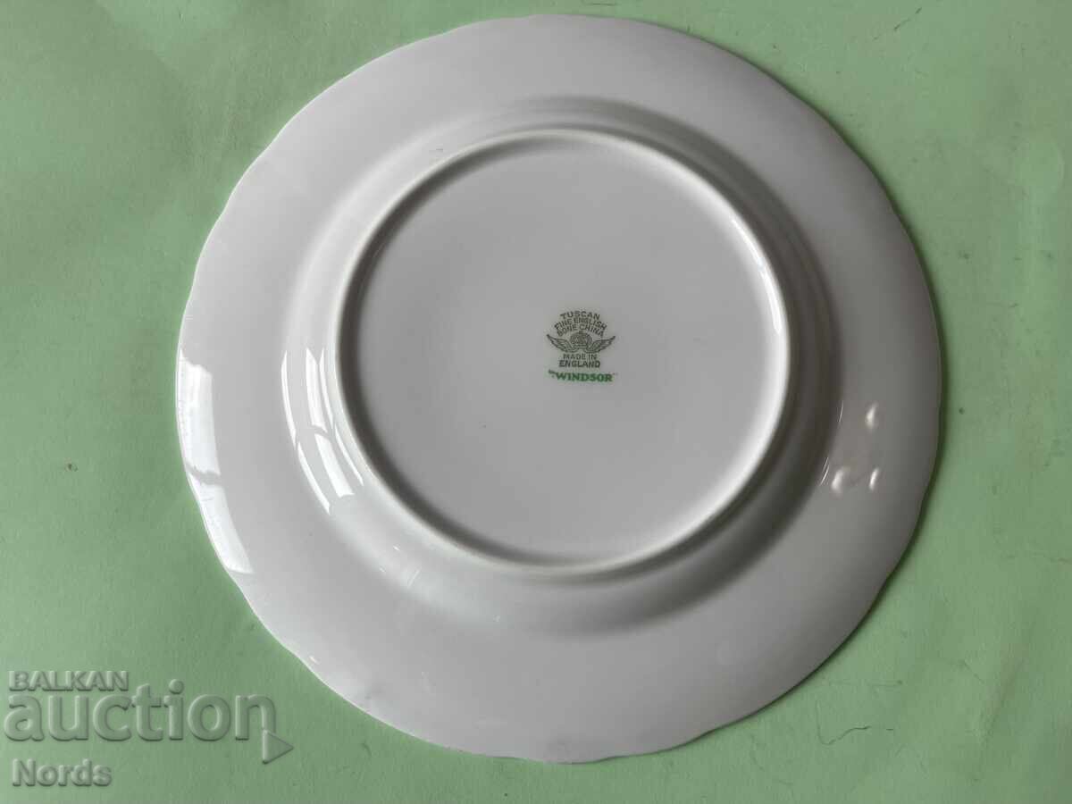 Δημοπρασία Πορσελάνινο πιάτο Tuscan