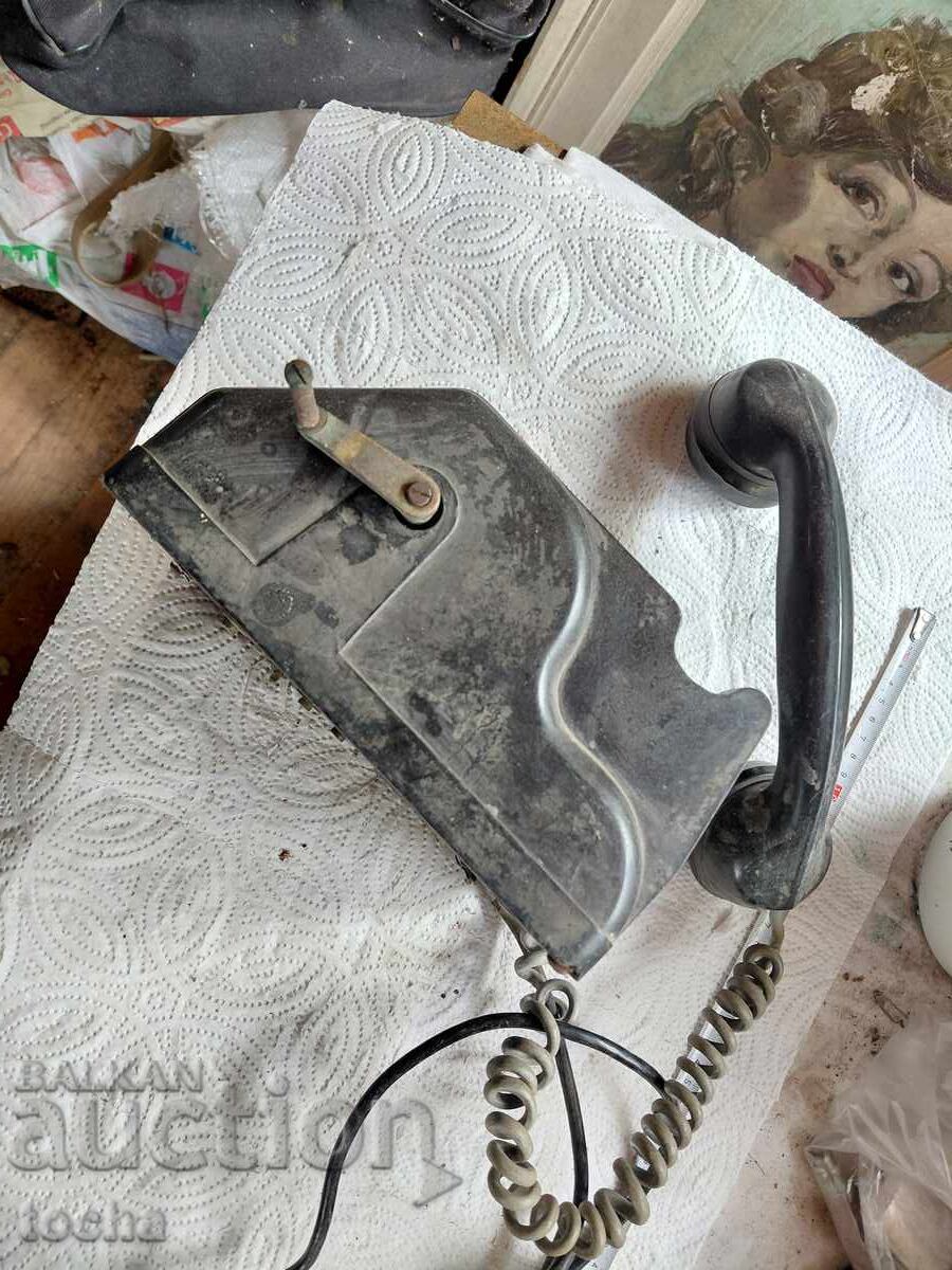 Al 3-lea telefon vechi, pentru restaurare sau piese cu preț € 0.01 | 0.02 BGN