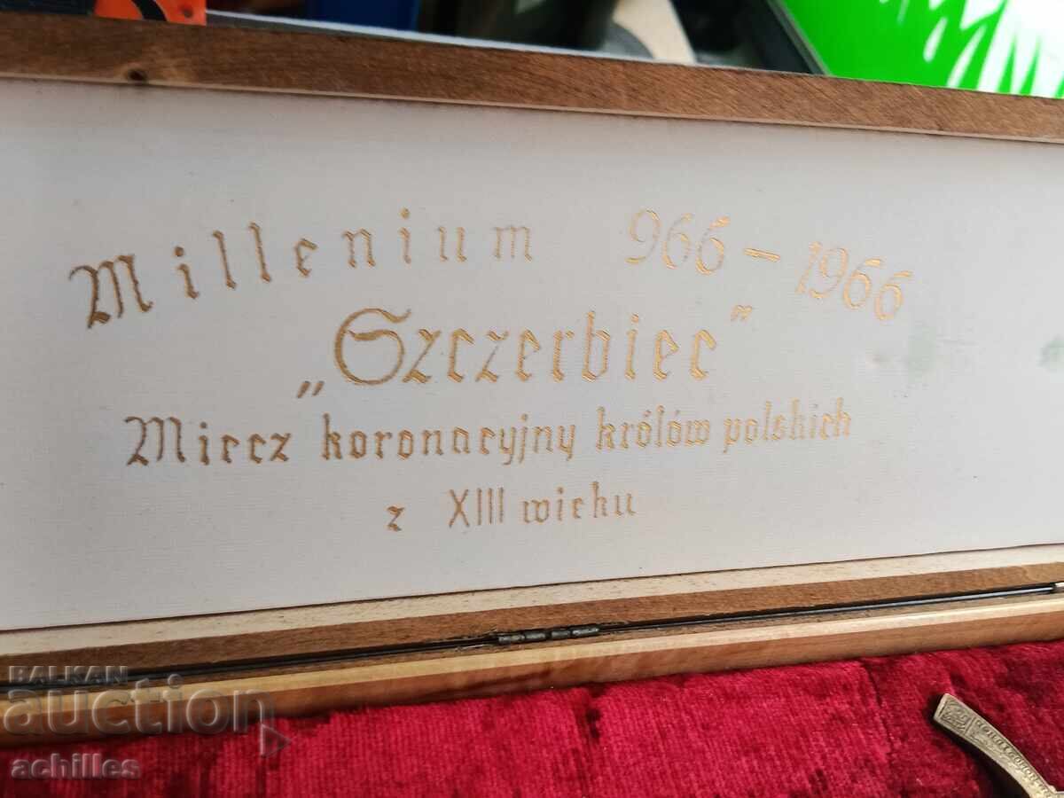 Стар полски сувенир меч с цена € 15.00 | 29.34 лв.