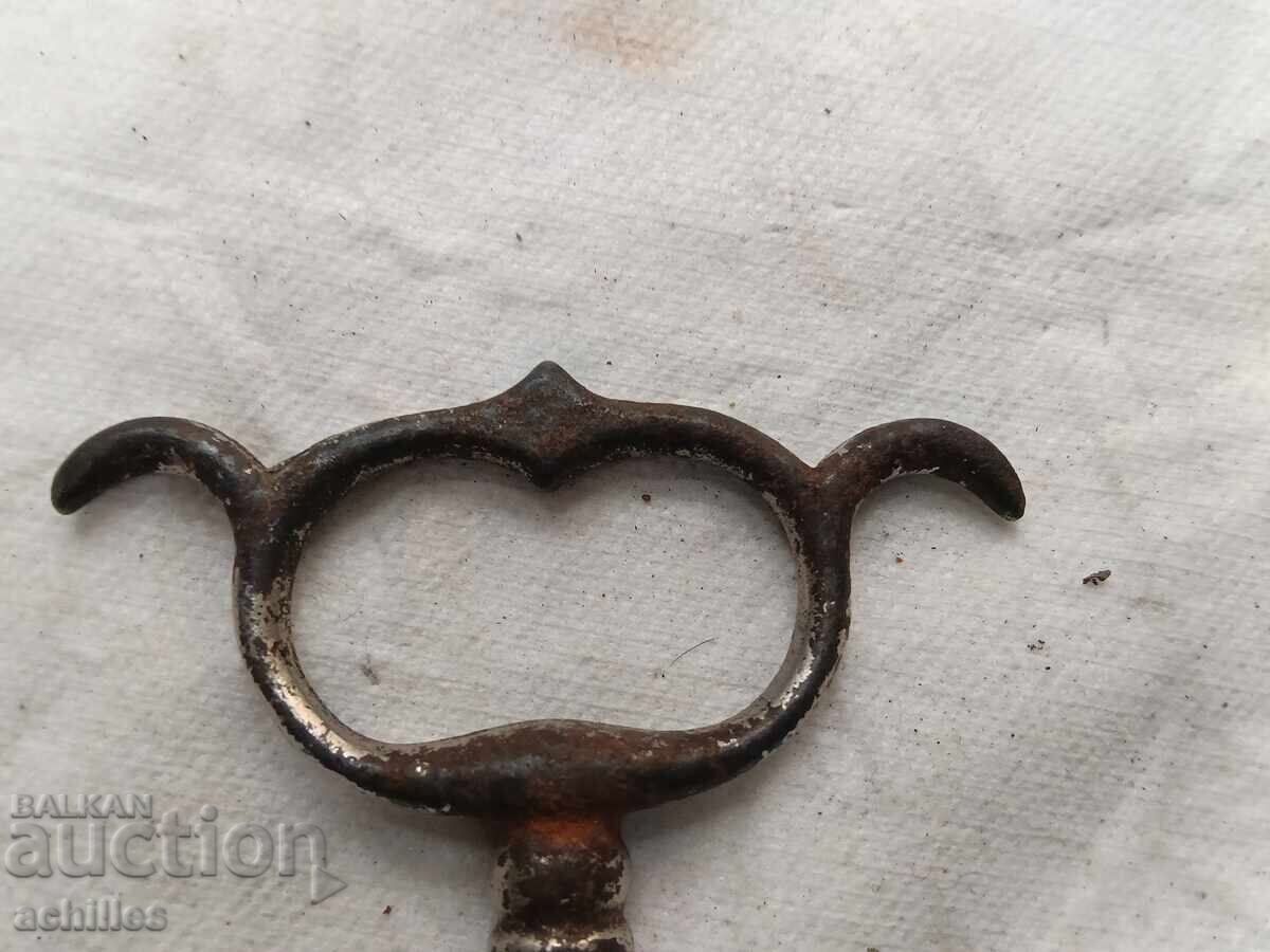 Old corkscrew with price € 4.00 | 7.82 BGN