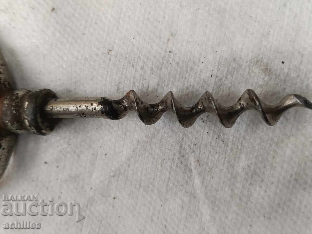 Auction  Old corkscrew