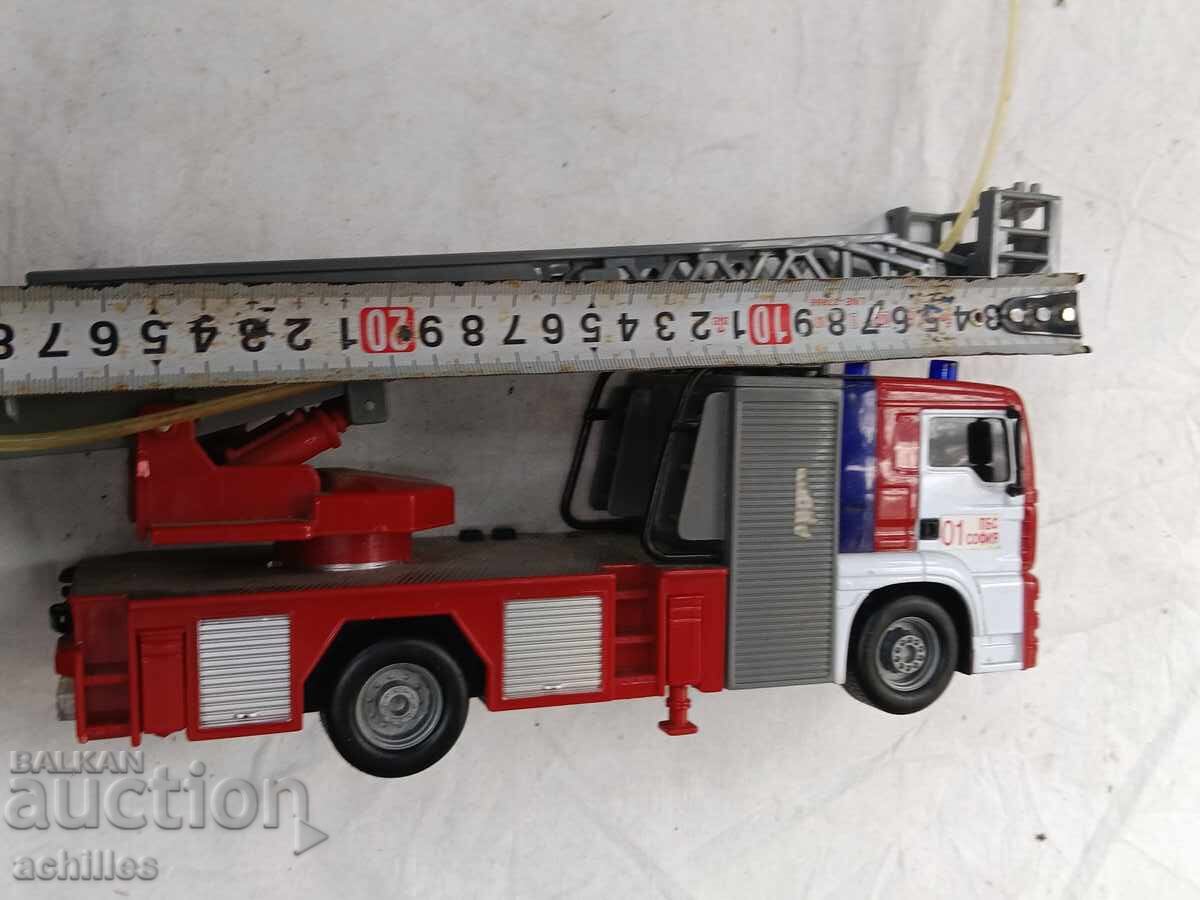 Детска количка пожарна - 7