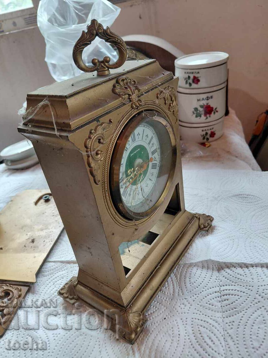 Livrarea 2 - camere Iantar, întreținut