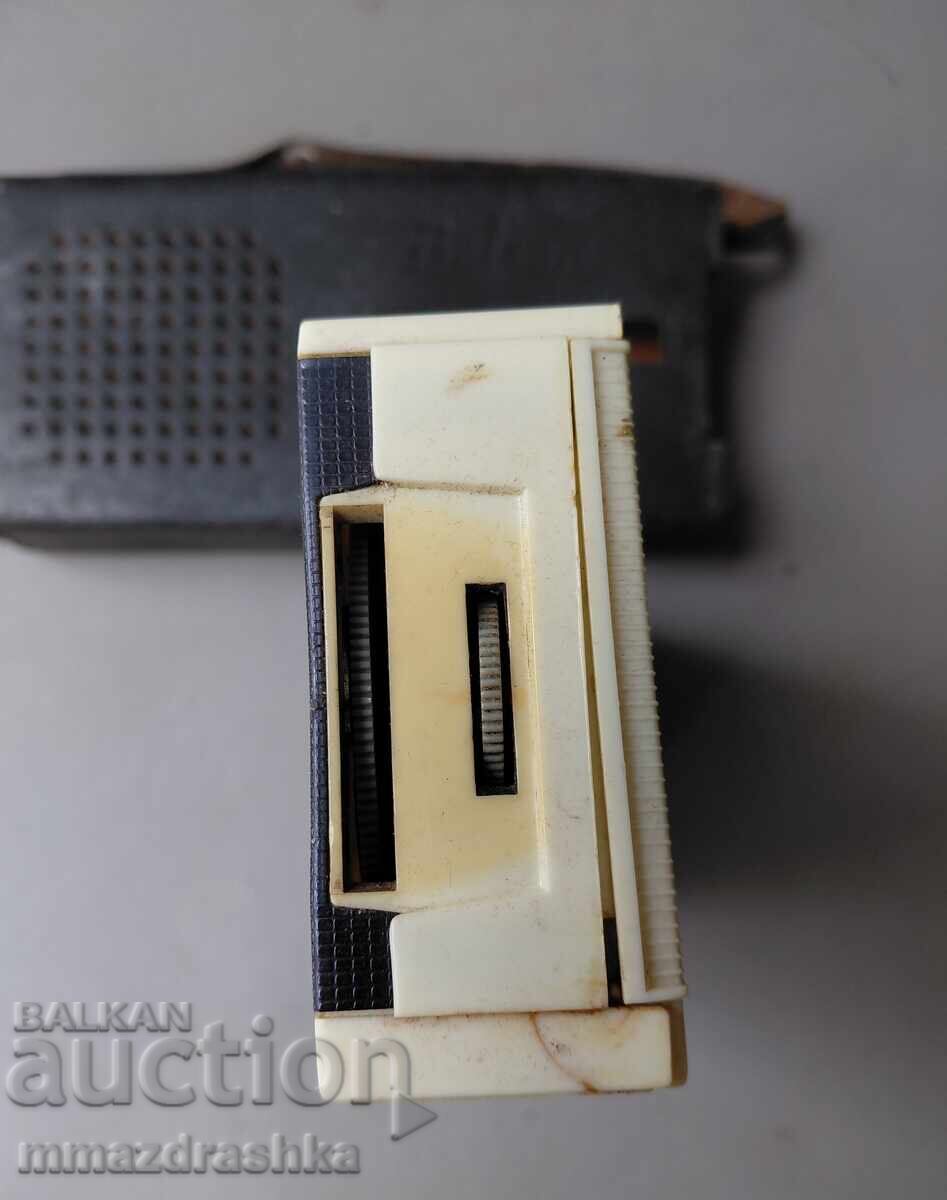 Delivery of Belson DR-816 Transistor Radio