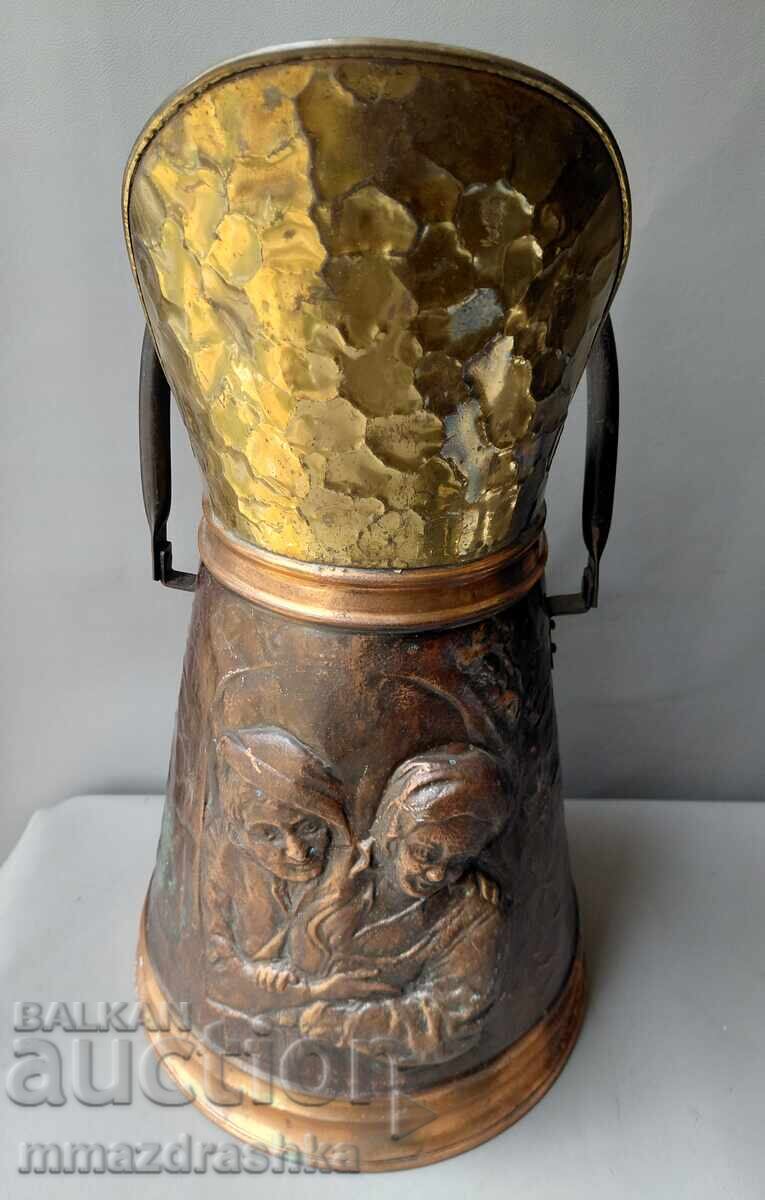 Copper pot for coals