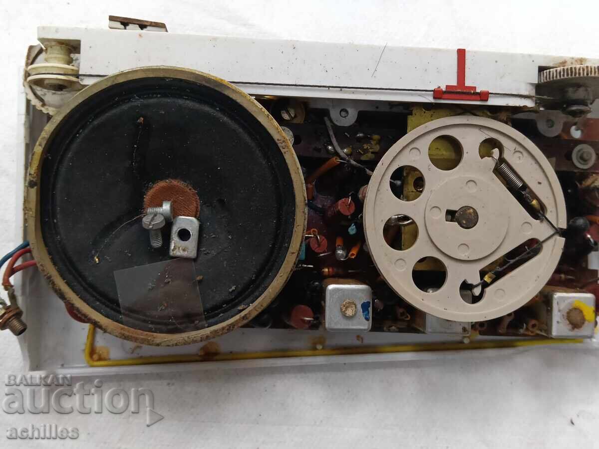 Транзистор Telefunken с цена € 5.00 | 9.78 лв.