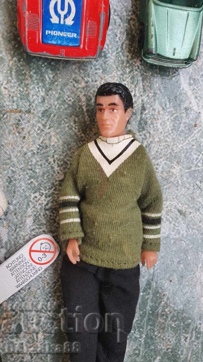 Παρτίδα παιχνιδιών, αυτοκινητάκια και άλλα με τιμή € 12.00 | 23.47 BGN