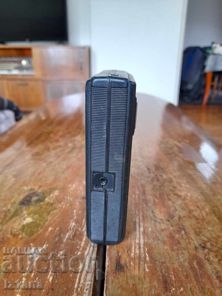 Delivery of Old radio, National R-1012 radio receiver