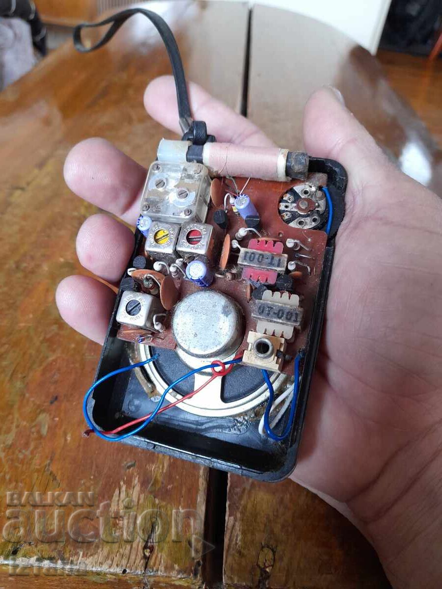 Radio vechi, receptor radio Sharp - 5