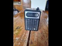 Παλιό ραδιόφωνο, ραδιοφωνικός δέκτης Sharp