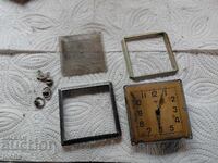 ceas de masă, pentru piese