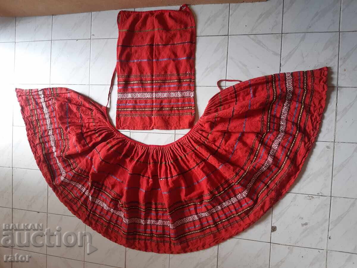 Πεσκιούλι, βρακοζώνα, μάλλινη φούστα και ποδιά. Παραδοσιακή φορεσιά με τιμή € 30.00 | 58.68 BGN