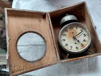 стар будилник Jughans , запазен