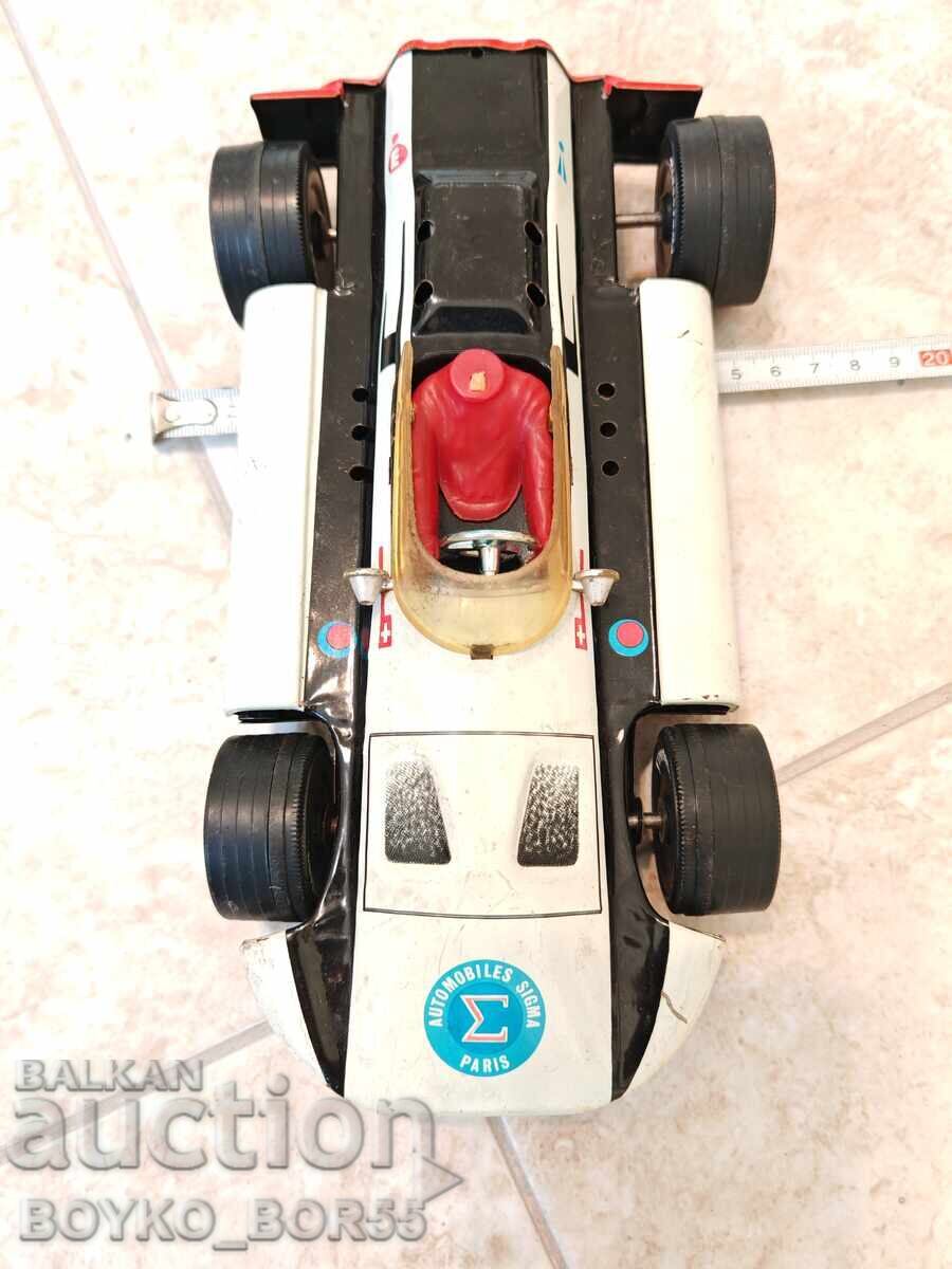 Licitație Mașinuță de jucărie franceză veche din perioada socialistă, anii 1970