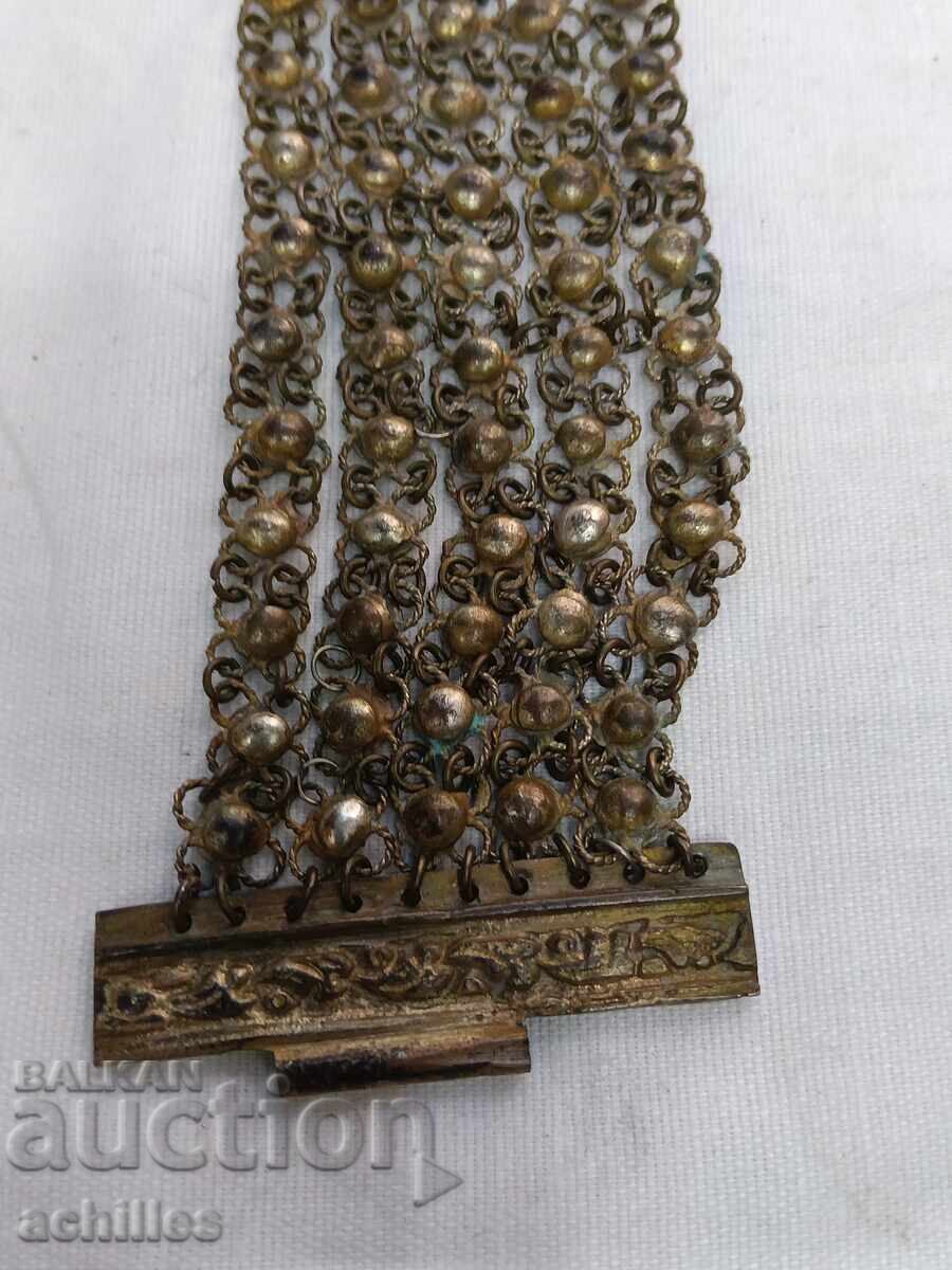 Аукцион Сребърна възрожденска гривна