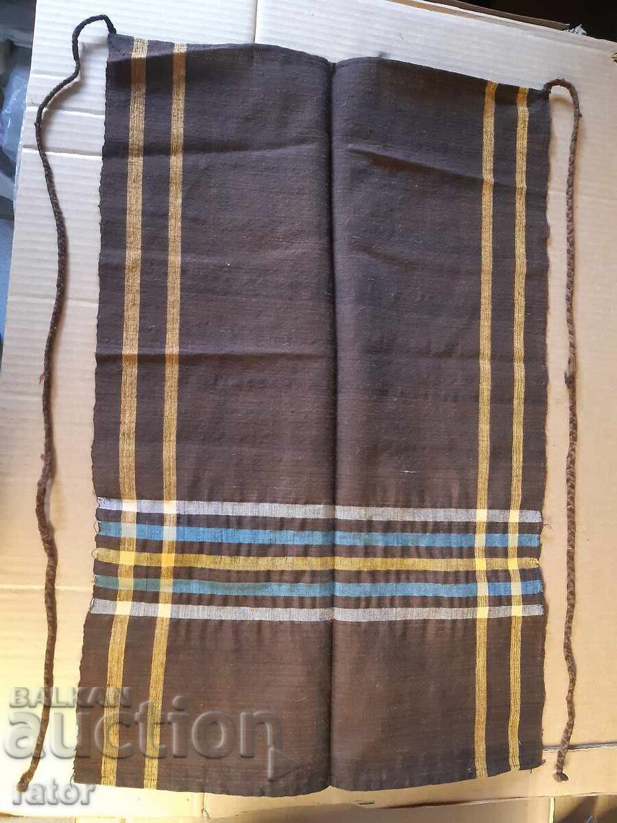 Αυθεντική υφαντή μάλλινη ποδιά, κοστούμι