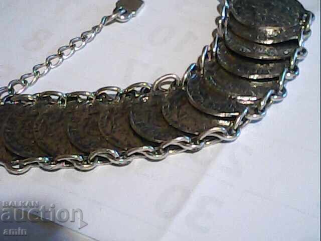 Όμορφη βραχιόλι με νομίσματα για τύχη με τιμή € 4.00 | 7.82 BGN