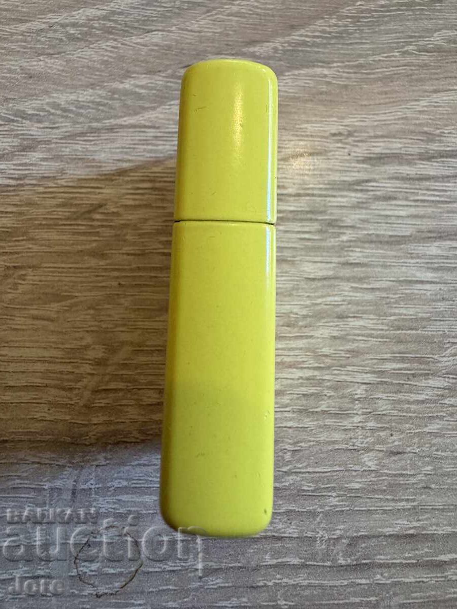 Αναπτήρας Zippo yellow matte με τιμή € 40.00 | 78.23 BGN