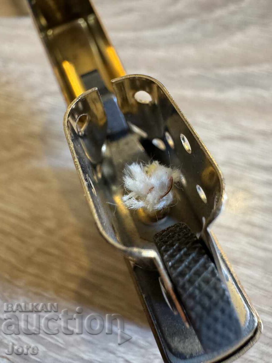 Παράδοση Αναπτήρας Zippo Victory