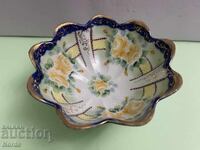 Frumos frumos din porțelan cu marcaje