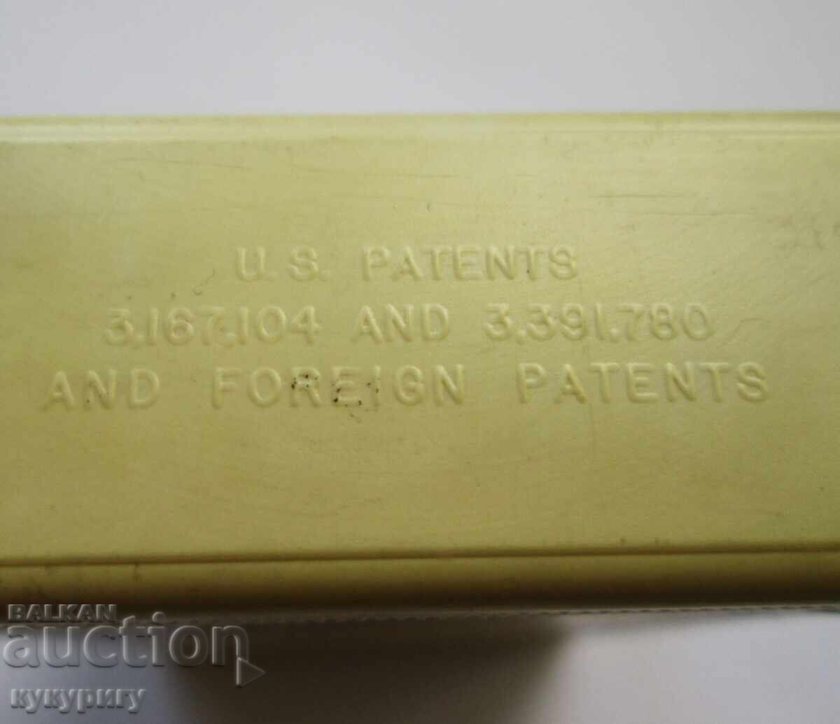 Livrarea Veche tabacheră elvețiană din celuloid pentru țigări Philip Morris