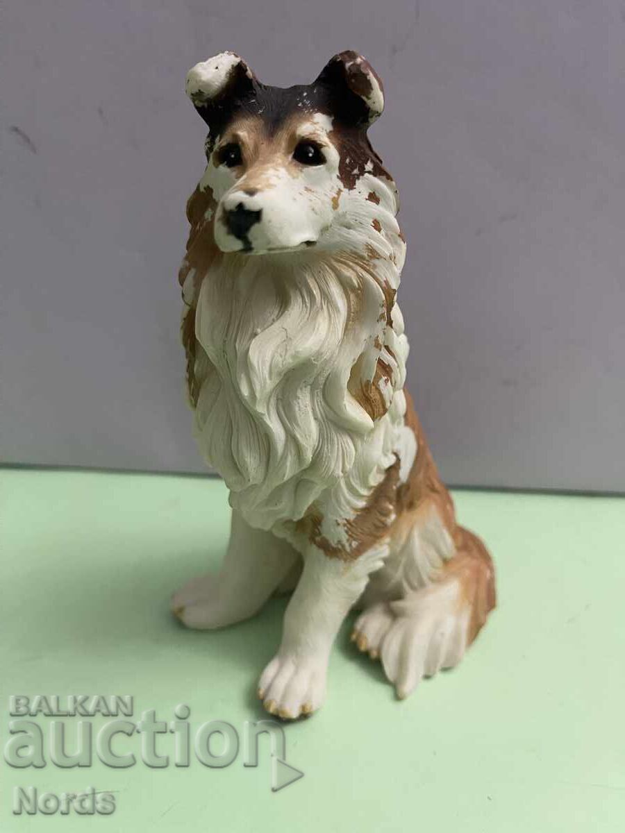 Figurină câine frumoasă