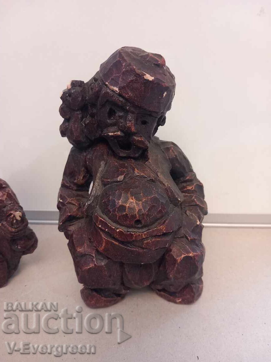 Аукцион Две стари соц. фолклорни фигури скулптури гипс