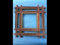 Παλιά αναγεννησιακή κορνίζα