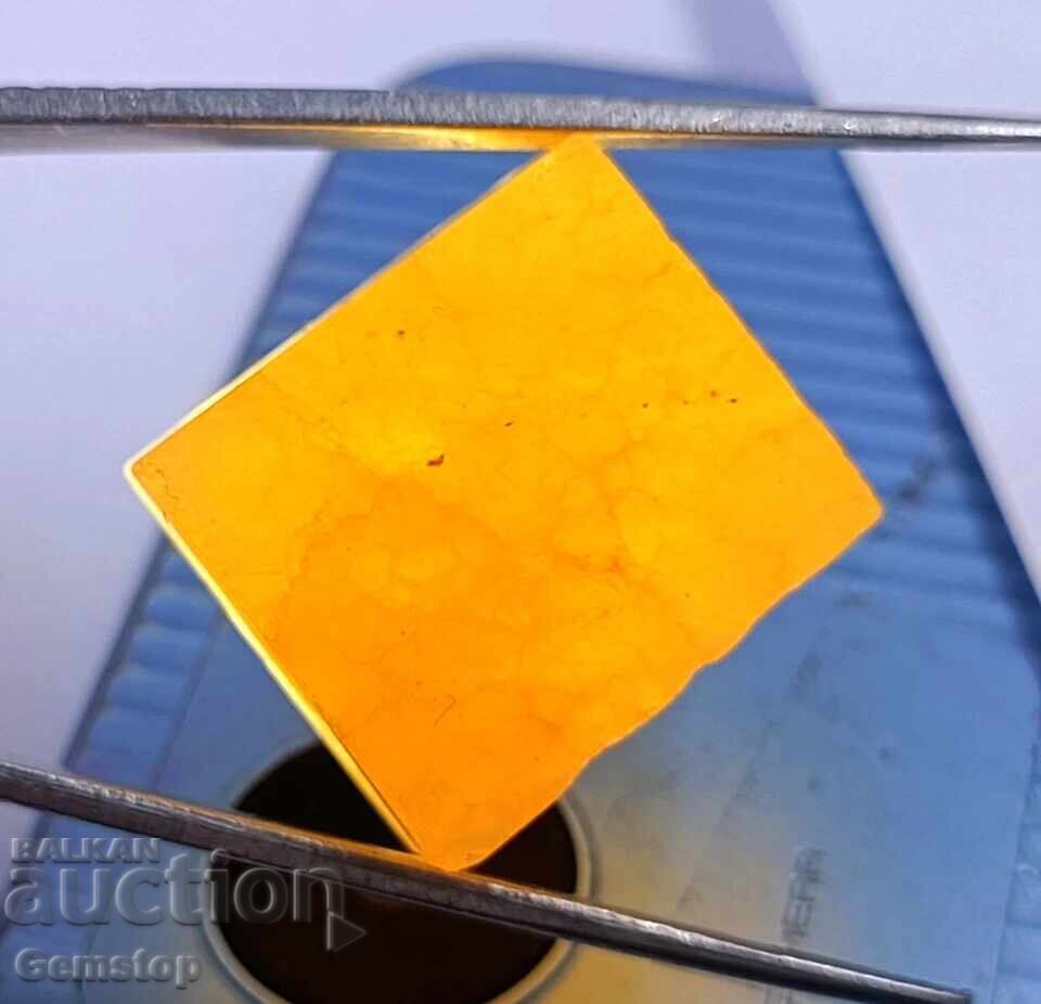 Licitație PREȚ DE START! 107 ct. safir natural neprelucrat, cert. IGL, de la 1!