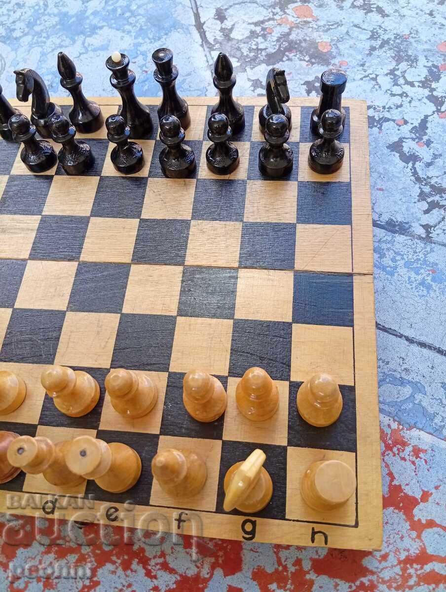 Παράδοση Ξύλινο σκάκι