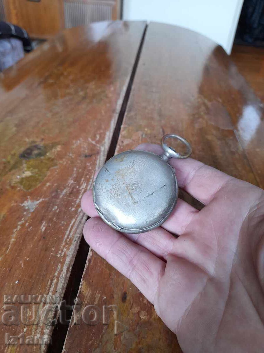 Licitație Cutie veche, carcasă pentru ceas de buzunar