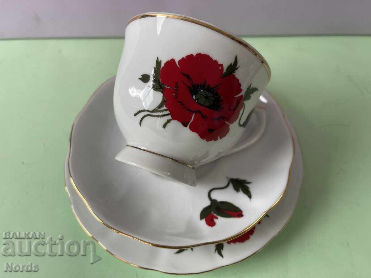 Τριπλό σετ τσαγιού από πορσελάνη με τιμή € 0.01 | 0.02 BGN