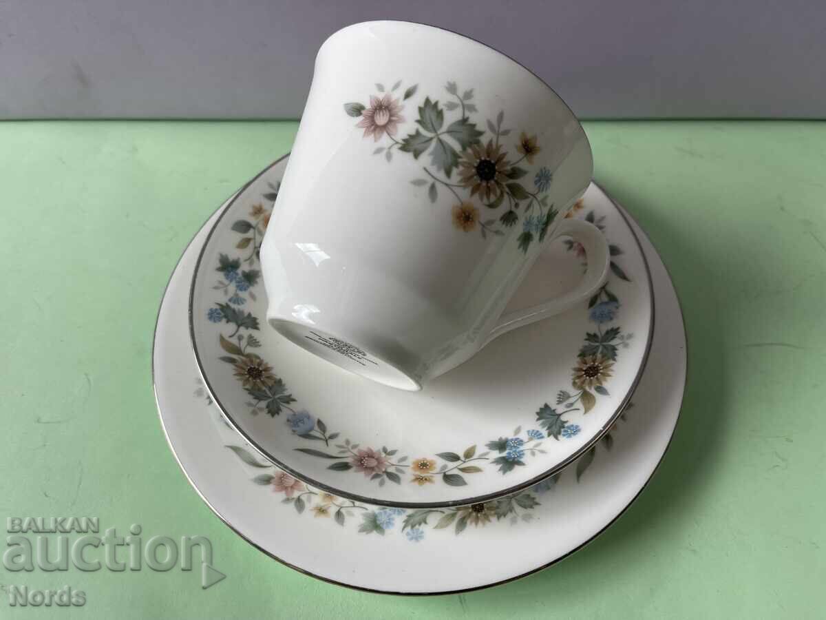 Royal Doulton Σετ τσαγιού τριών τεμαχίων από πορσελάνη