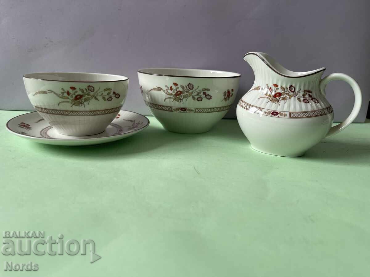Lot de porțelan Royal Doulton cu preț € 0.01 | 0.02 BGN