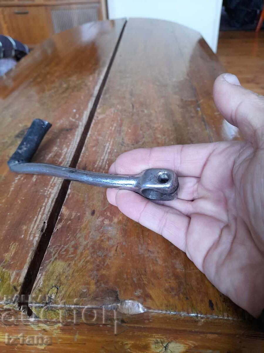 Доставка на Стара манивела за запалване на мотор,мотоциклет