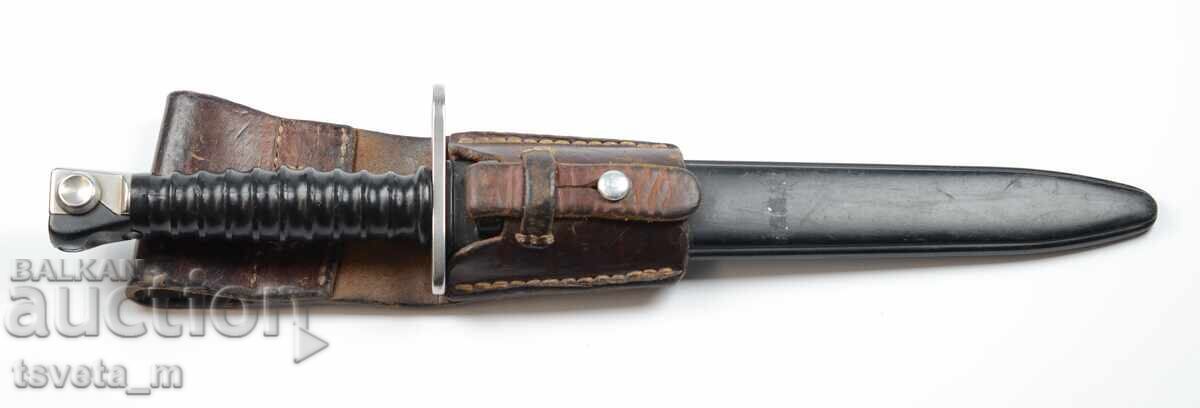 Δημοπρασία Ελβετική ξιφολόγχη M57 με θήκη και λουράκι