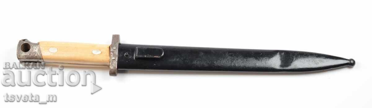 Auction  Steyr Mannlicher with replaced grips