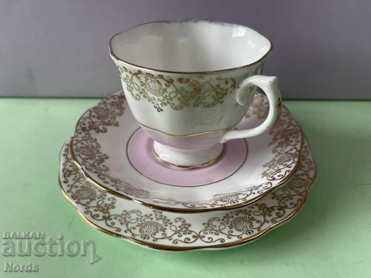 Set de ceai triplu englezesc cu preț € 4.00 | 7.82 BGN