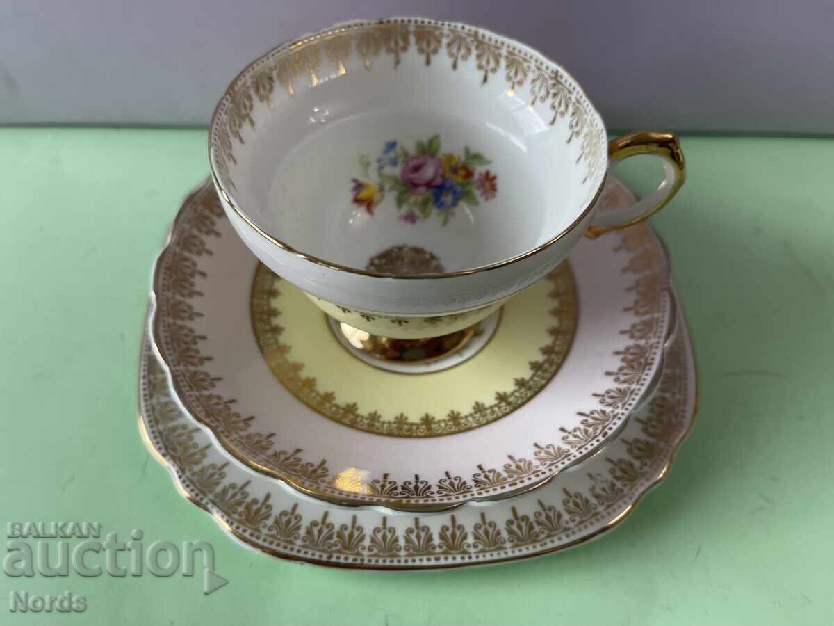 Set de ceai triplu englezesc cu preț € 8.00 | 15.65 BGN