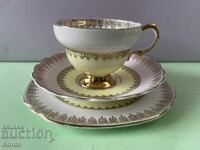 Αγγλικό τριπλό σετ τσαγιού