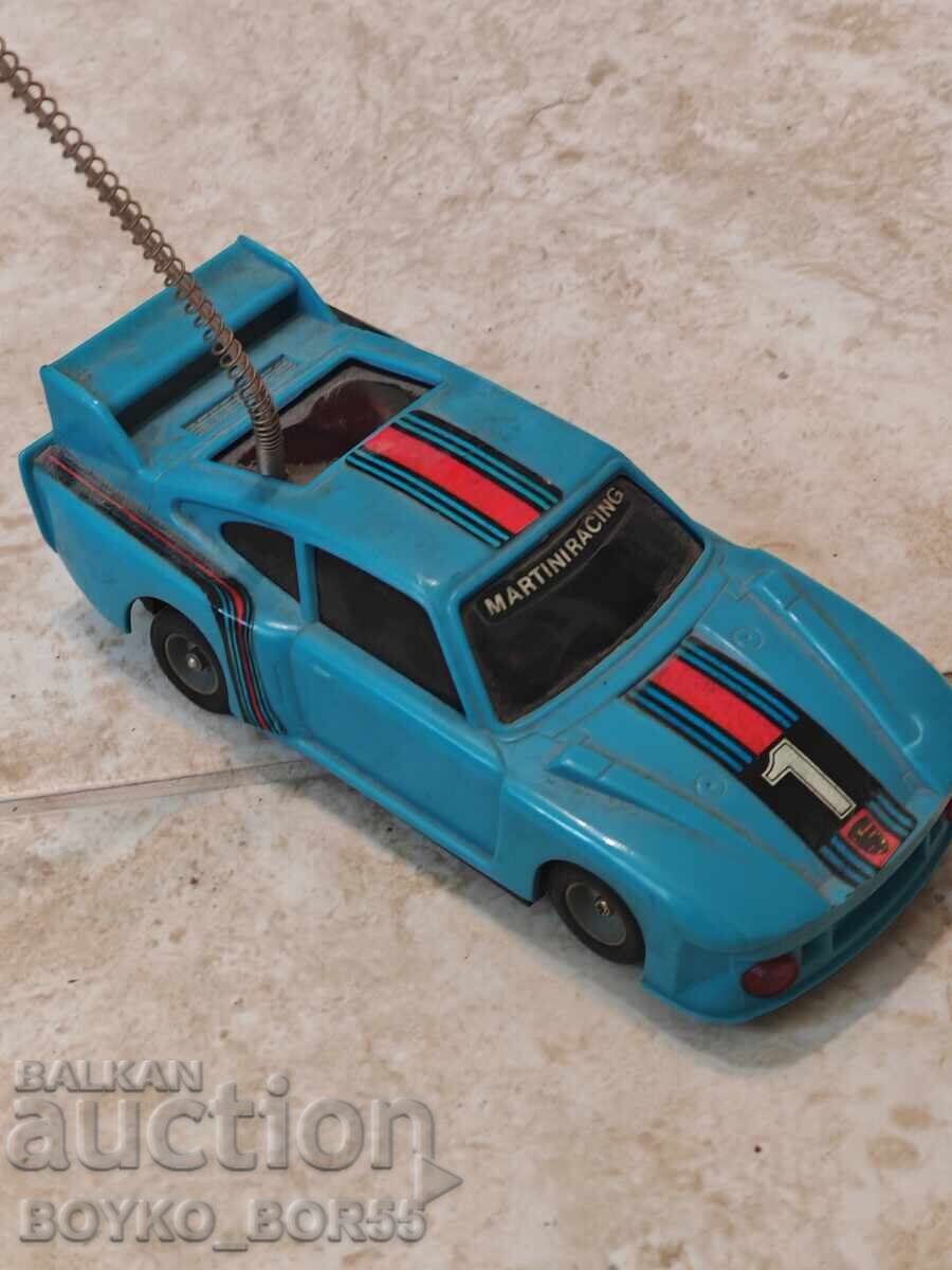 Licitație Mașinuță de jucărie franceză veche din perioada socialistă, anii 1970