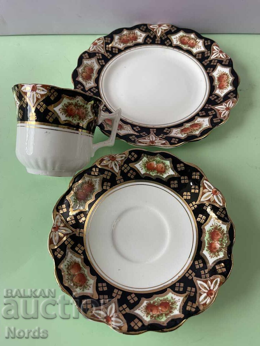Livrarea Set de ceai englezesc vintage, pentru trei persoane