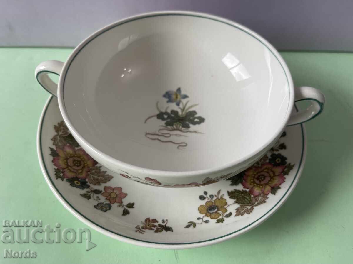 Δημοπρασία Wedgwood διπλό σετ μπολ και πιατάκι