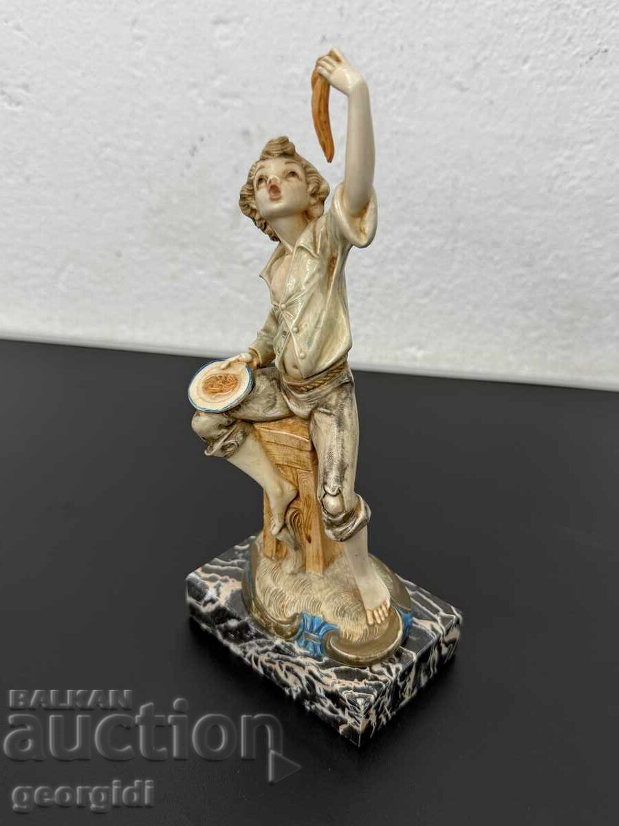 Statuetă italiană - Amilcare Simonetti №8128 cu preț € 45.00 | 88.01 BGN