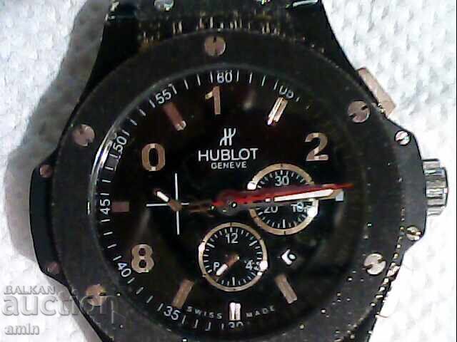Frumos ceas HUBLOT automat, funcționează perfect cu preț € 60.00 | 117.35 BGN