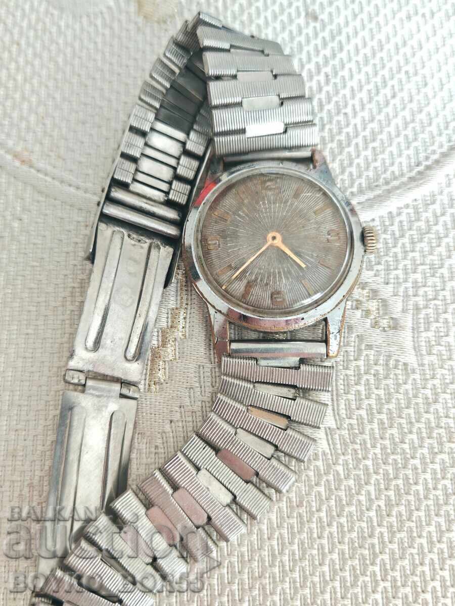 Ceas bărbătesc elvețian vintage GENEVE SPORT din anii 1970